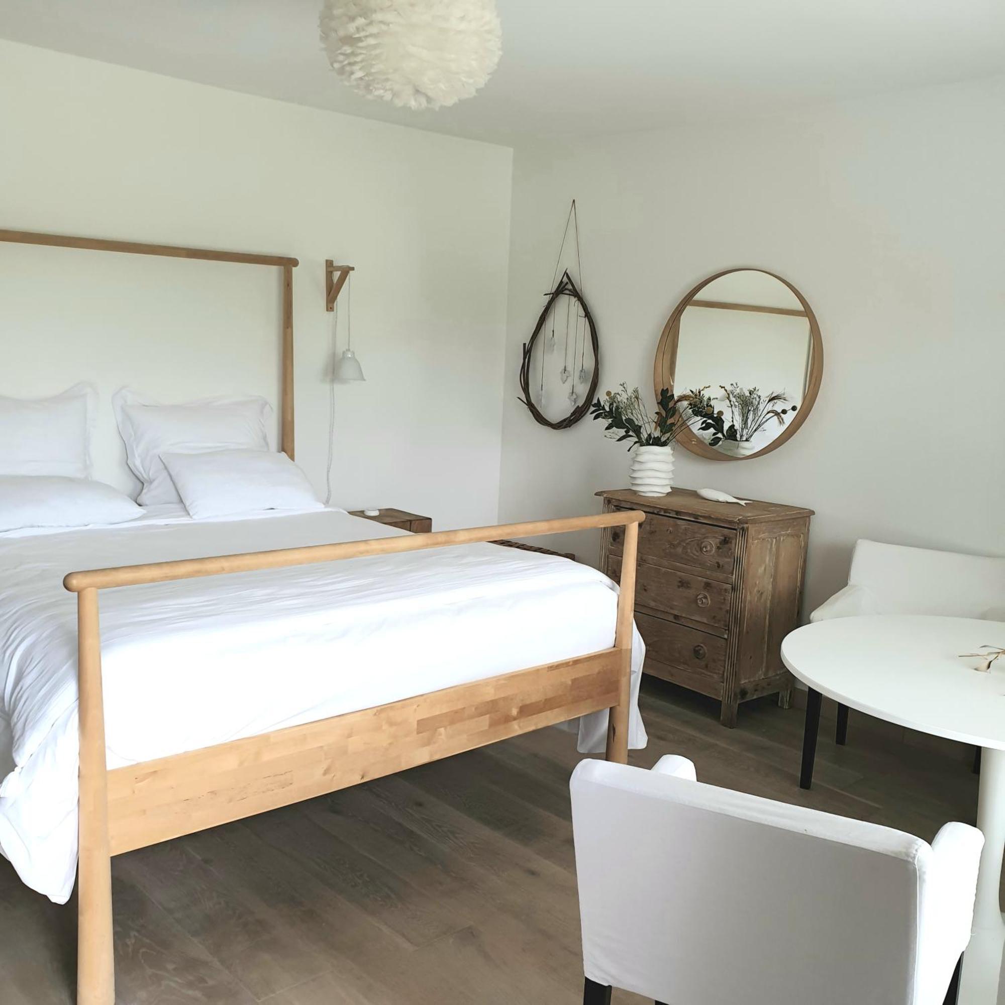 Par Hasard Ou Pas Bed & Breakfast Saint-Martin-aux-Chartrains Exterior photo