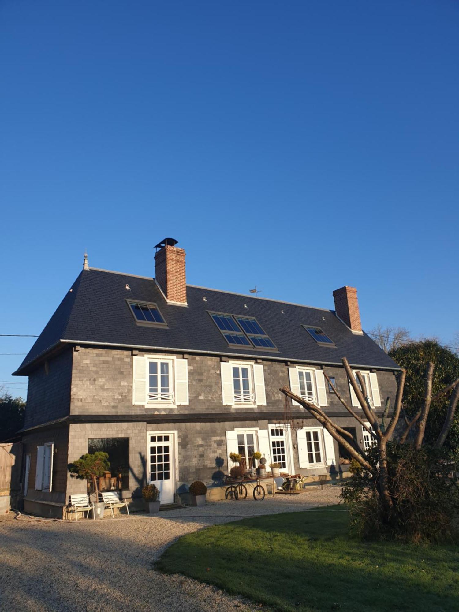 Par Hasard Ou Pas Bed & Breakfast Saint-Martin-aux-Chartrains Exterior photo