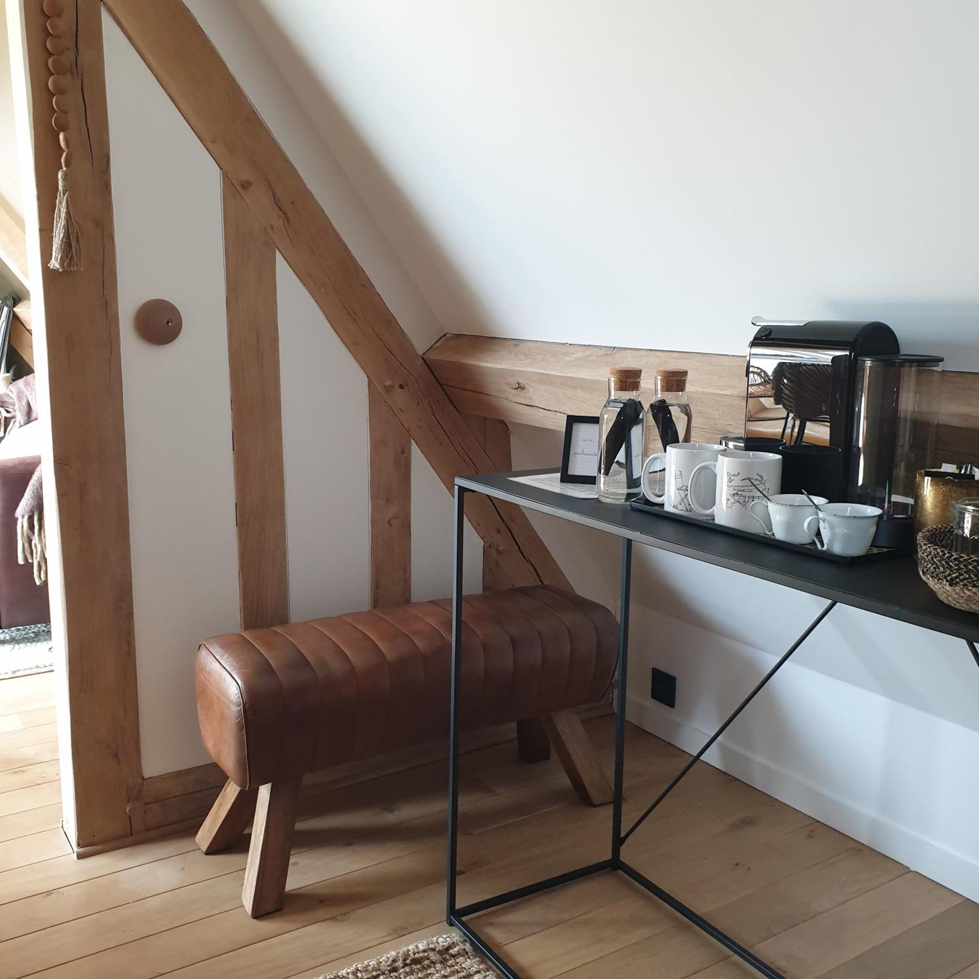 Par Hasard Ou Pas Bed & Breakfast Saint-Martin-aux-Chartrains Exterior photo